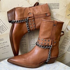 Free People We The Free Aiden Chain Boots Tan Leather Pewter Pointy